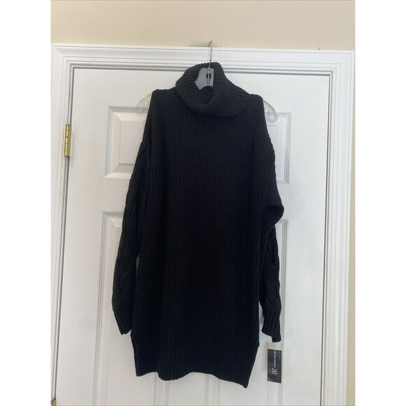 INC International Concepts Sweaters - INC International Concepts NWT Women’s Cold Shoulder Turtleneck Sweater Size S